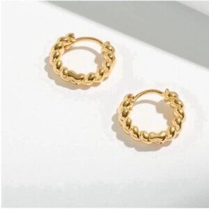 New! Madewell 18K Gold Plated Puffy Huggie Hoop Earrings NWOT